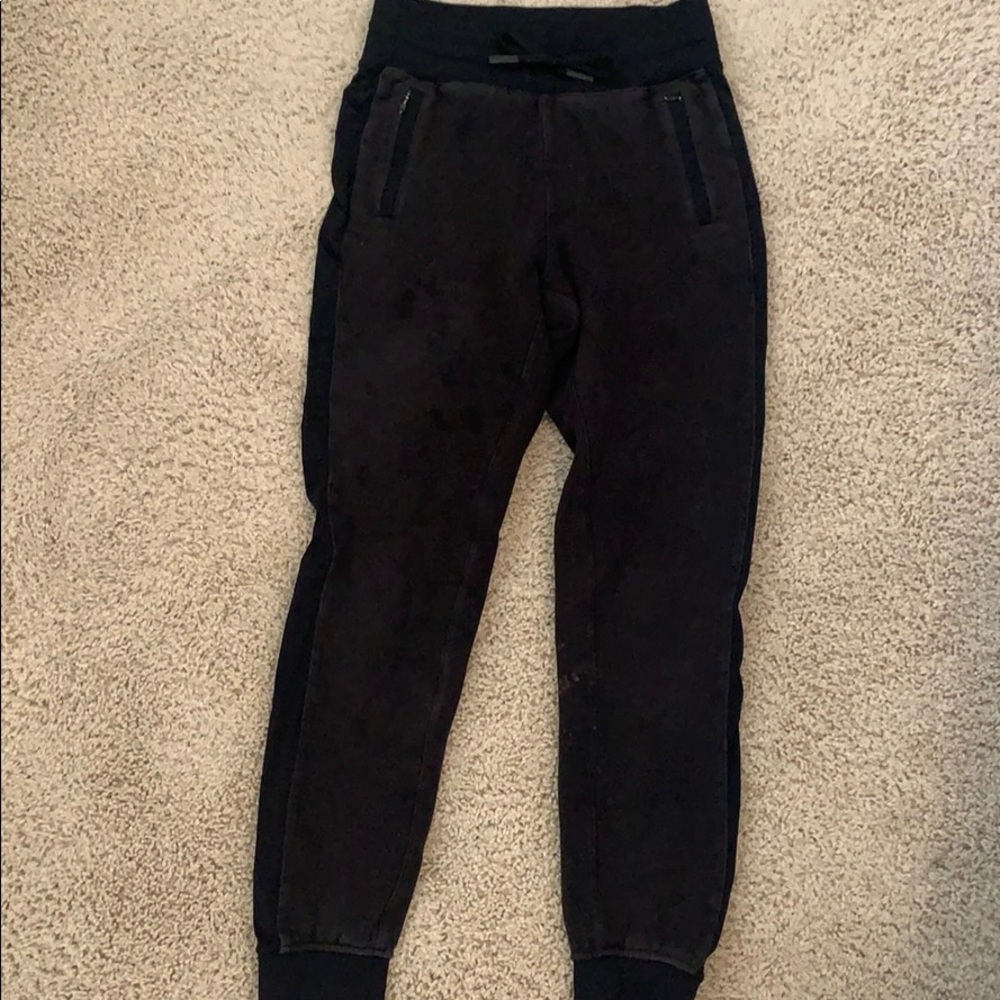 Lululemon sweatpants